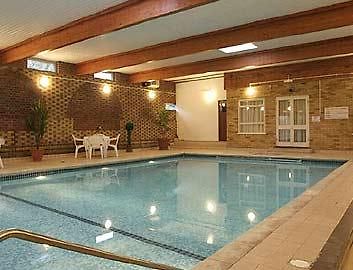 Lonsdales Court Hotel Маргит Экстерьер фото
