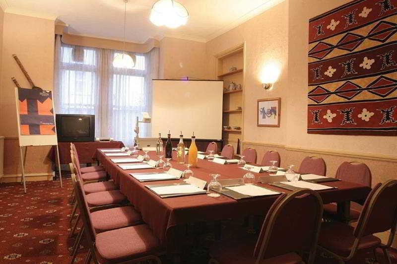 Lonsdales Court Hotel Маргит Экстерьер фото